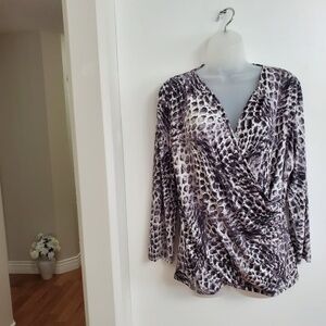 Hines NY Collection Crossover Top Large 40 bust